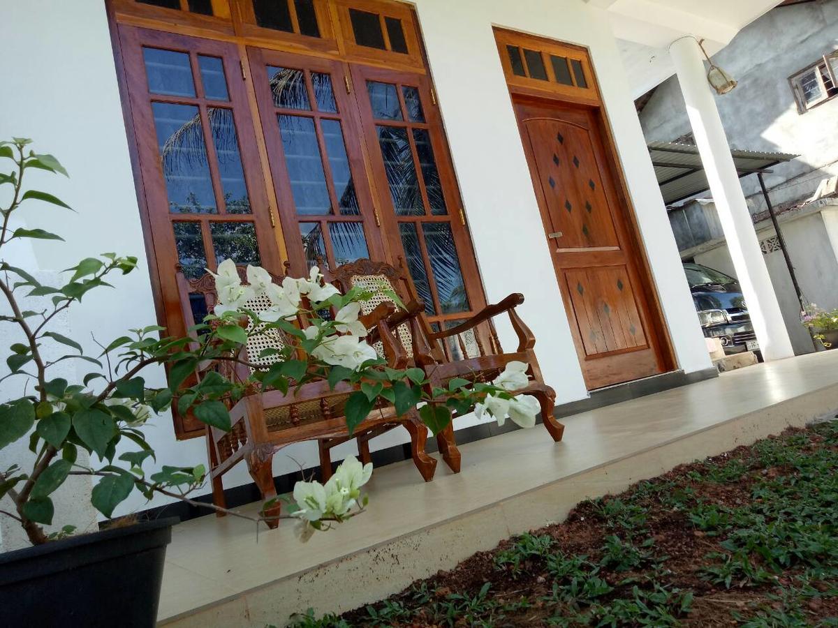 White Lion Paradise Dikwella Batigama Esterno foto